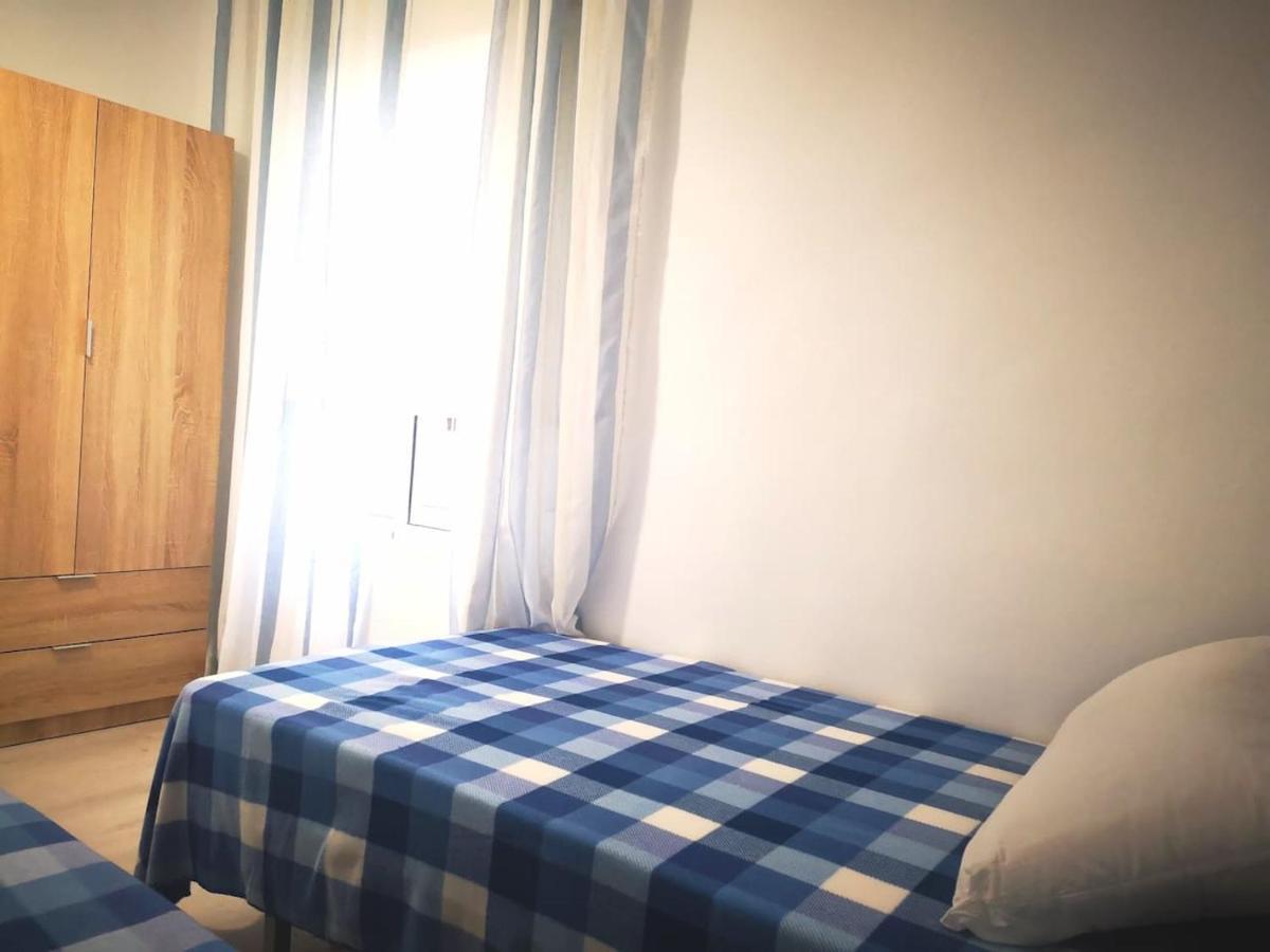 3 Bedroom 150 M From The Beach Торевьиа Экстерьер фото